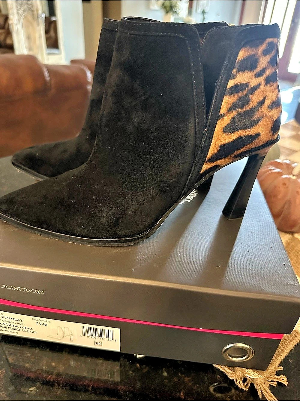Vince Camuto Pentila3 Ankle Boot Boots Black & Brown 7.5 M
